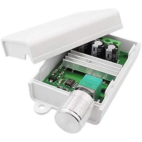 Contrôleur de vitesse PWM DC pour Moteur 6V 12V 24V 28V 3A Interrupteur de Contrôle de Vitesse Variable Électronique Dimmer 1206B avec Boîtier Contrôleur de vitesse PWM DC pour Moteur 6V 12V 24V 28V 3A Interrupteur de Contrôle de Vitesse Variable Électronique Dimmer 1206B avec Boîtier