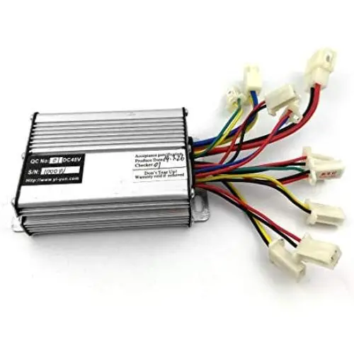 Contrôleur de moteur brossé 1000W 36V48V pour Trottinette/Vélo Électrique – Idéal pour Tricycle. Contrôleur de moteur brossé 1000W 36V48V pour Trottinette/Vélo Électrique – Idéal pour Tricycle.