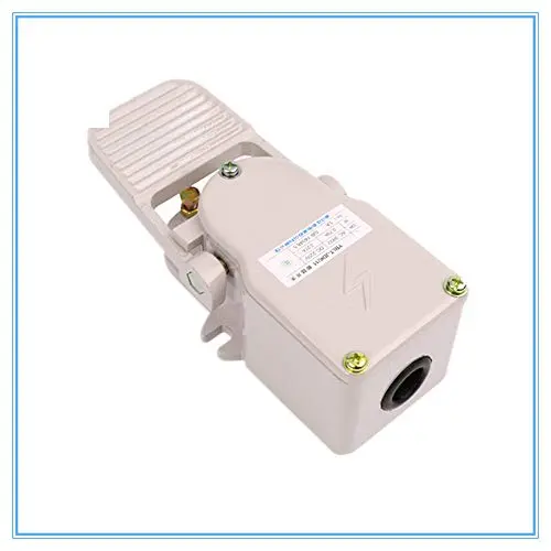 Interrupteur Pedalier Auto-Réinitialisant pour Moteur avec Boîtier Métal - Fonctionnement 220V Interrupteur Pedalier Auto-Réinitialisant pour Moteur avec Boîtier Métal - Fonctionnement 220V